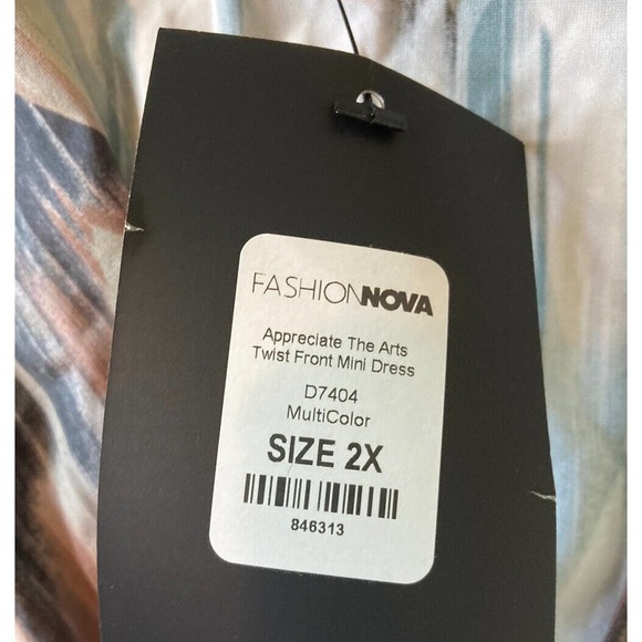 NWT Fashion Nova Appreciate The Arts Long Sleeve Dress 2X Abstract Twist Front - Picture 5 of 9